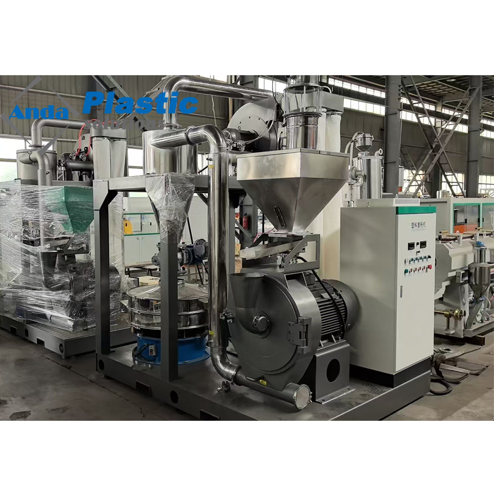 PVC &ouml;ğ&uuml;t&uuml;c&uuml; makinesi