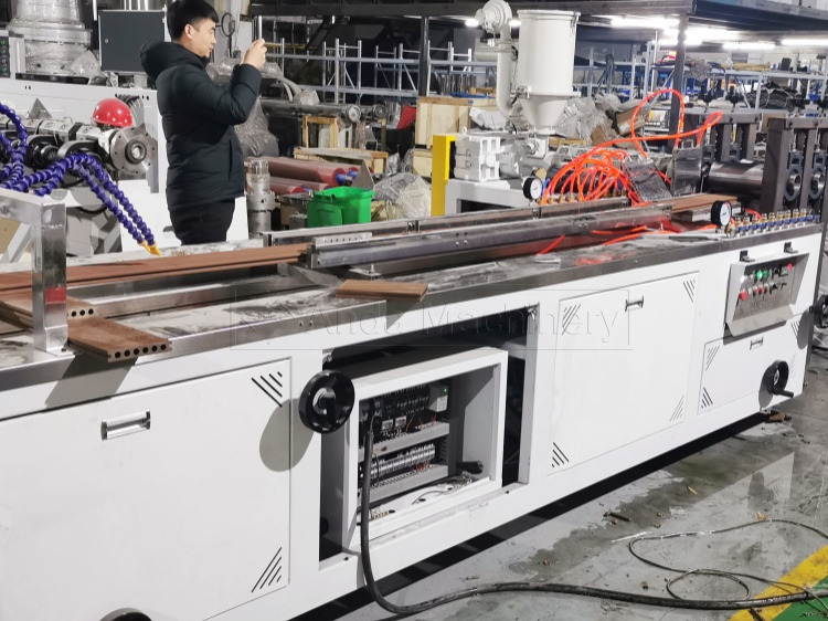 Wpc hattı, wpc profil ekstr&uuml;zyon hattı, wpc profil ekstr&uuml;zyon makinesi 